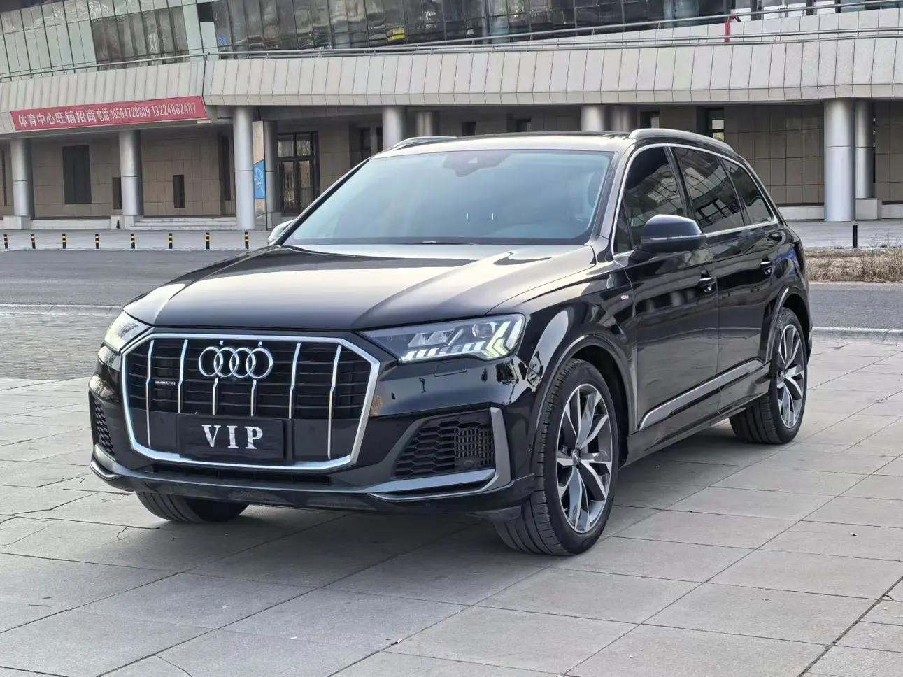 Audi Q7 2021 г. 75038 км.