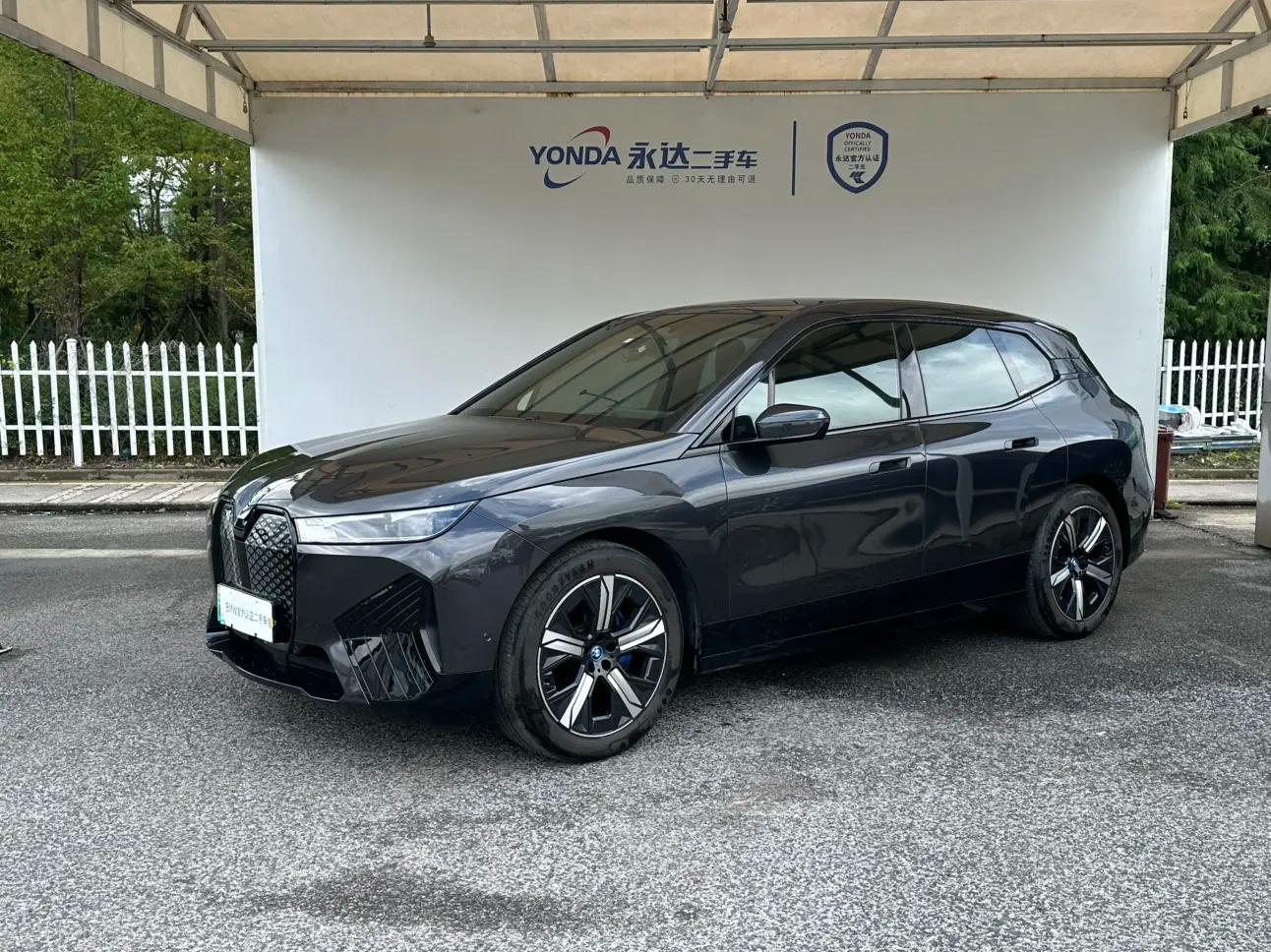 BMW iX 2023 г. 34124 км.