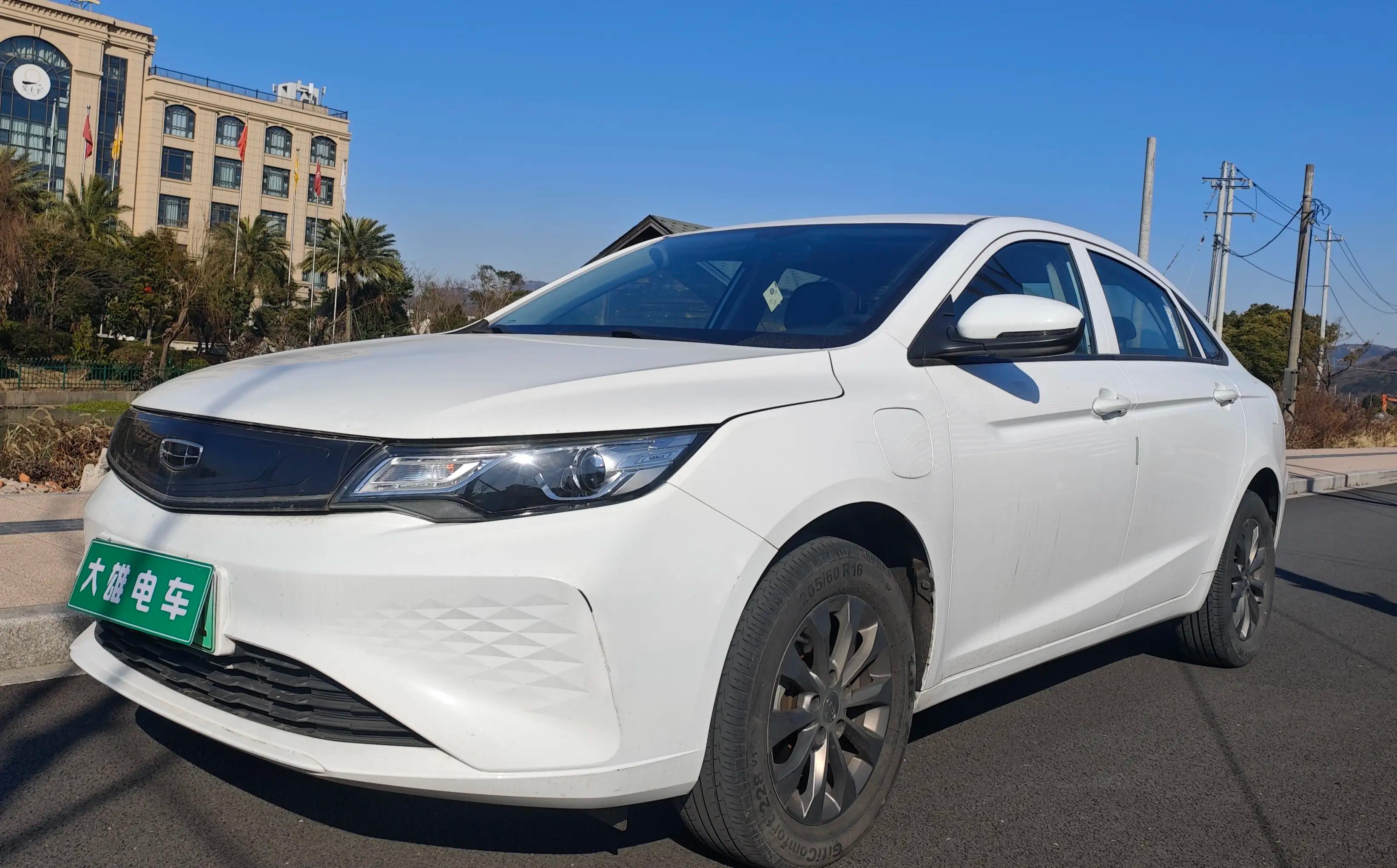 Geely Emgrand EV 2022 г. 120019 км.