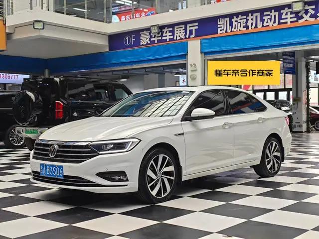 Volkswagen Sagitar 2022 г. 70024 км.