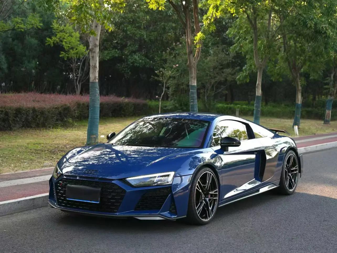Audi R8 2023 г. 49055 км.