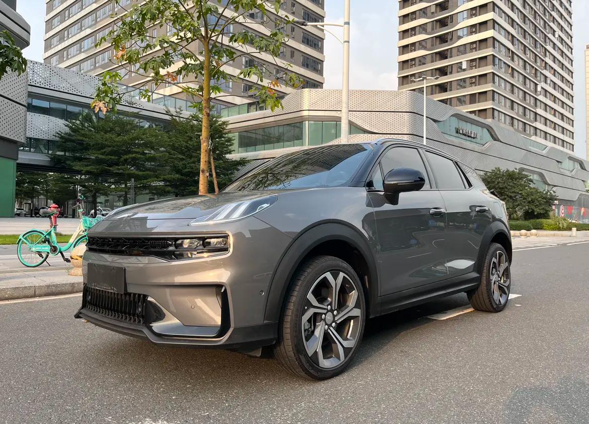 Lynk & Co 06 2024 г. 32044 км.