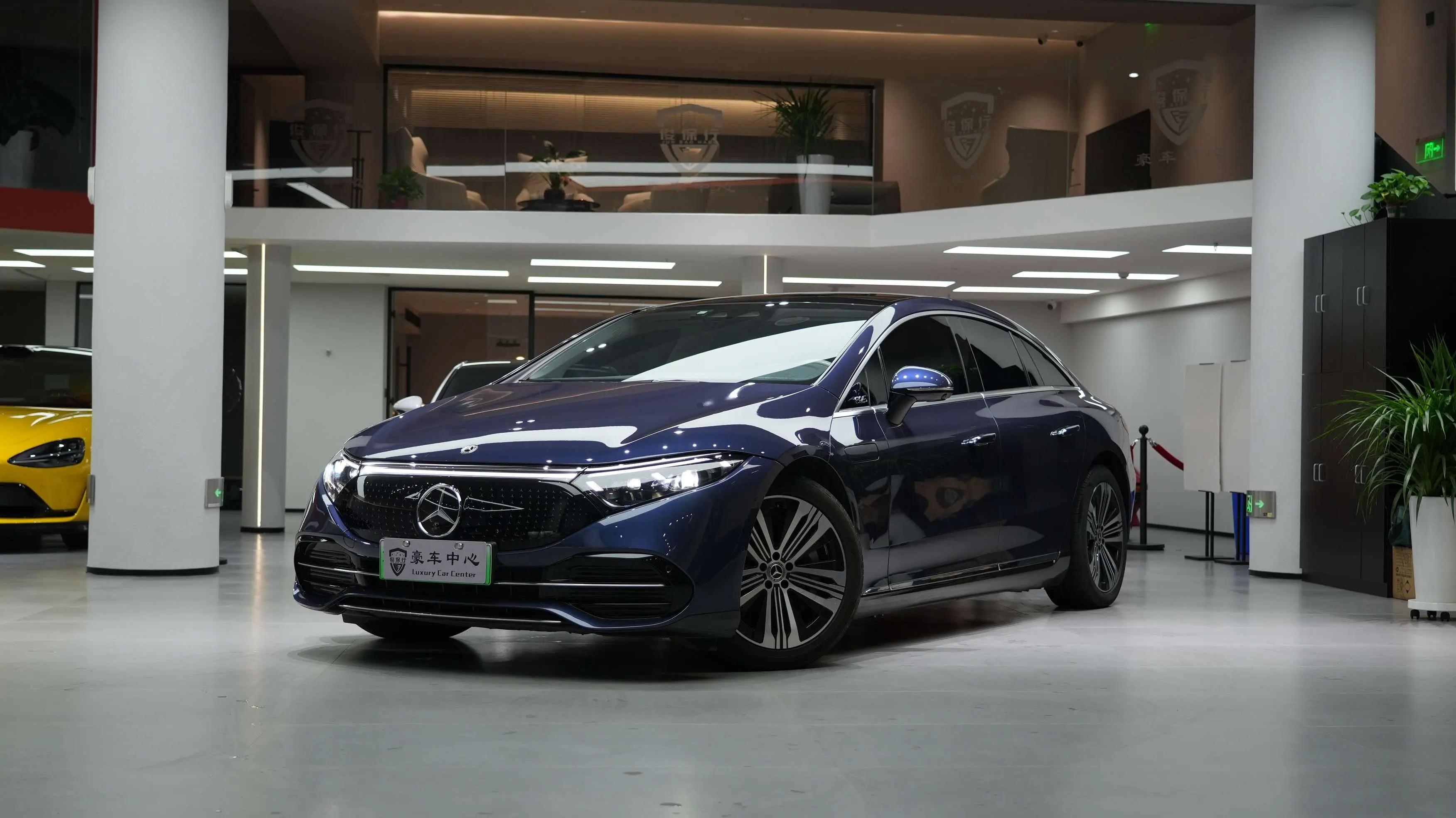 Mercedes-Benz EQS 2022 г. 35061 км.