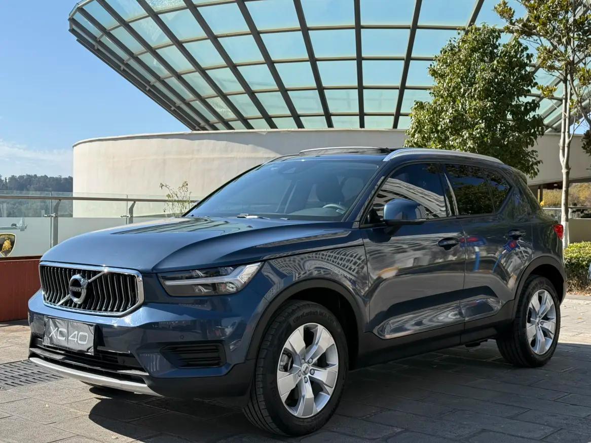 Volvo XC40 2022 г. 66076 км.