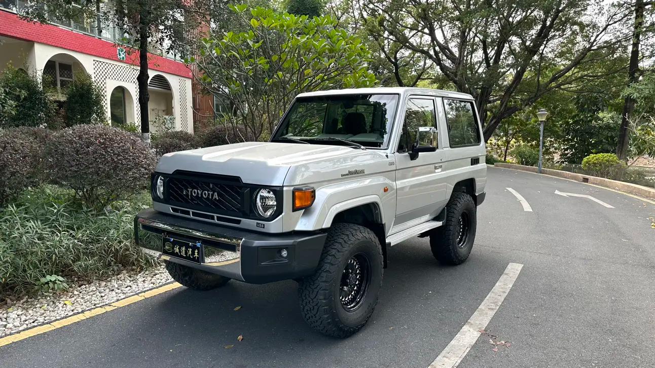 Toyota Land Cruiser 70 Series 2024 г. 17092 км.