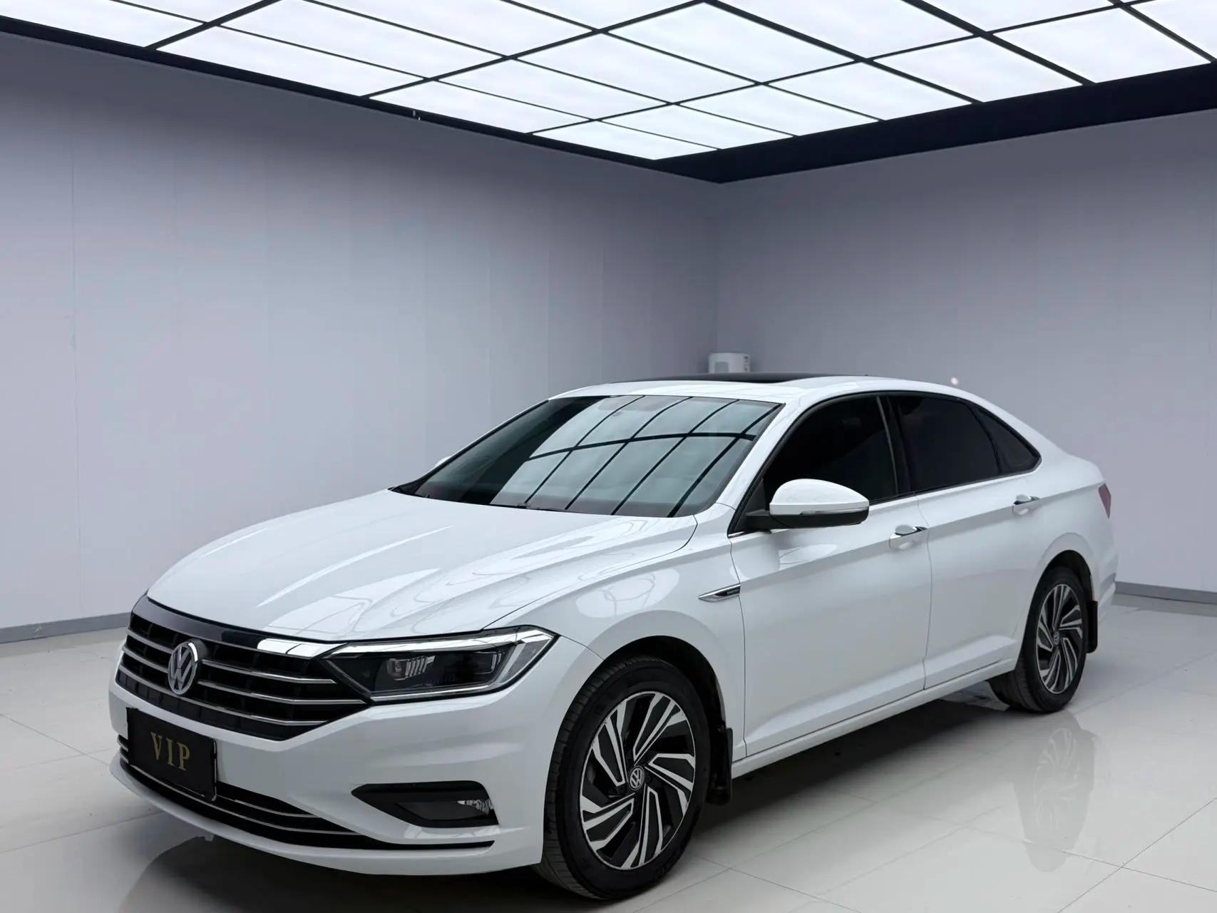 Volkswagen Sagitar 2022 г. 44073 км.