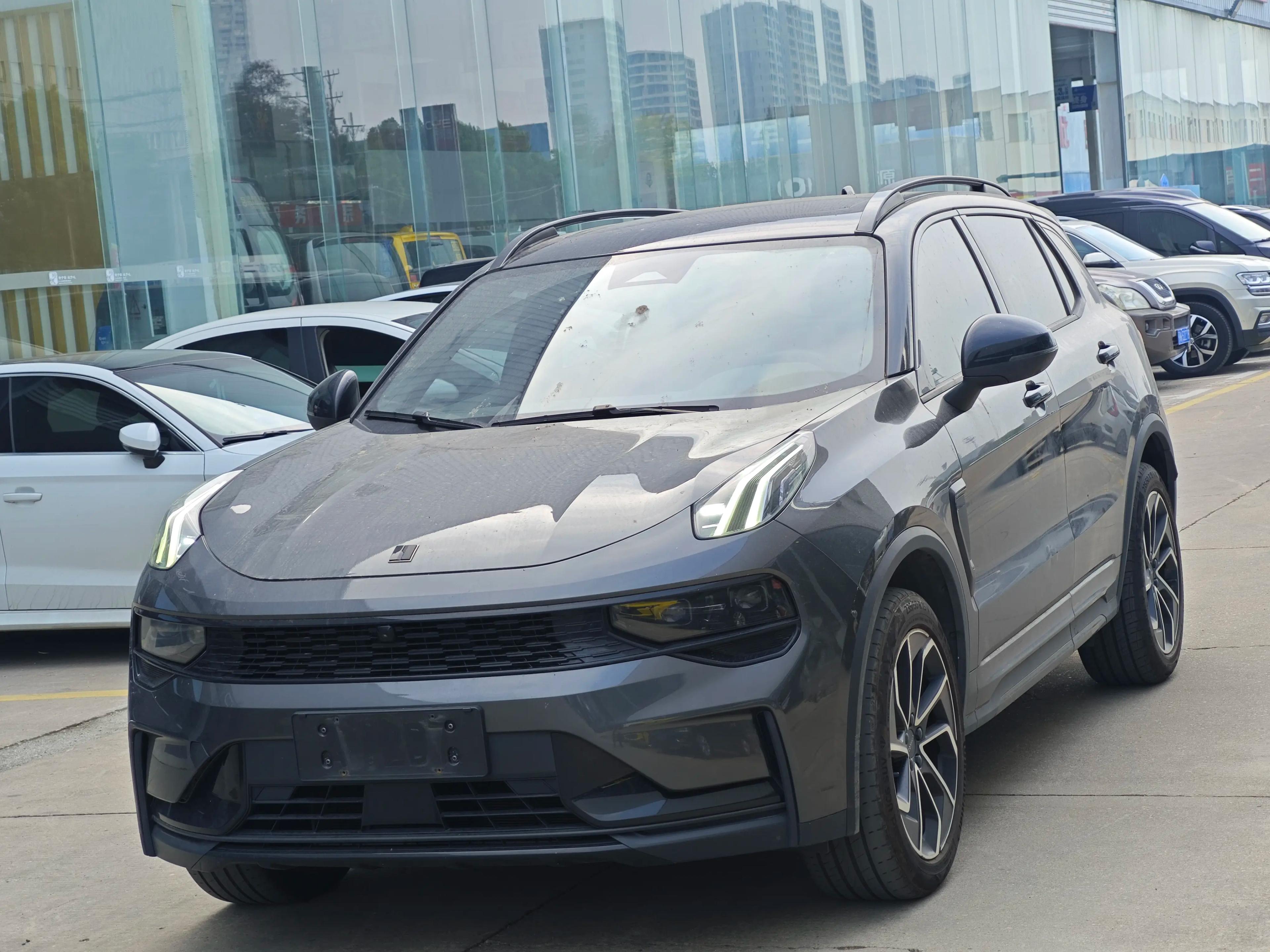 Lynk & Co 01 2022 г. 48081 км.