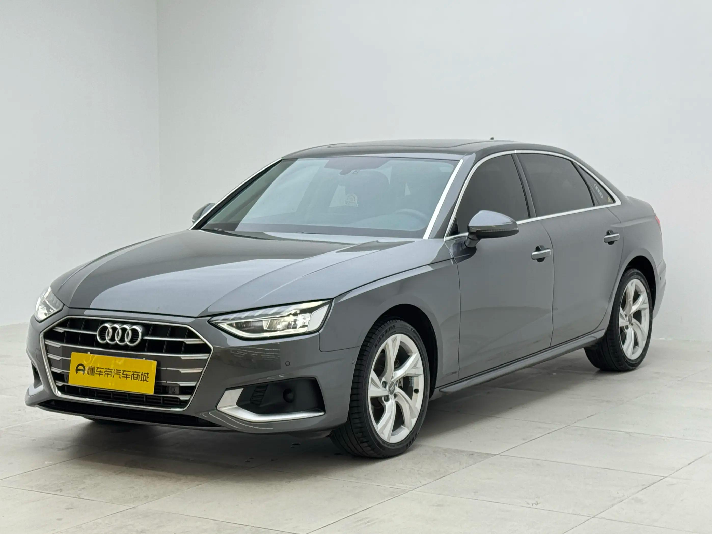Audi A4L 2022 г. 74064 км.