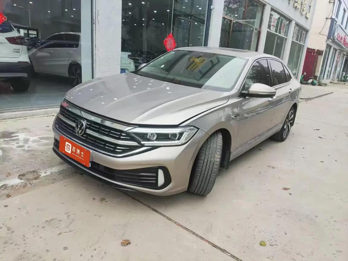 Volkswagen Sagitar 2022 г. 34003 км.