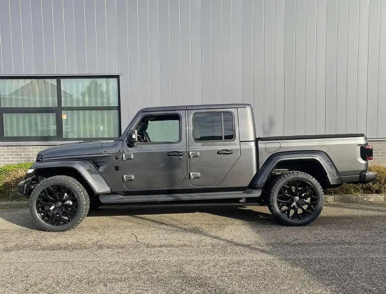 Jeep Gladiator 2021 г. 8037 км.