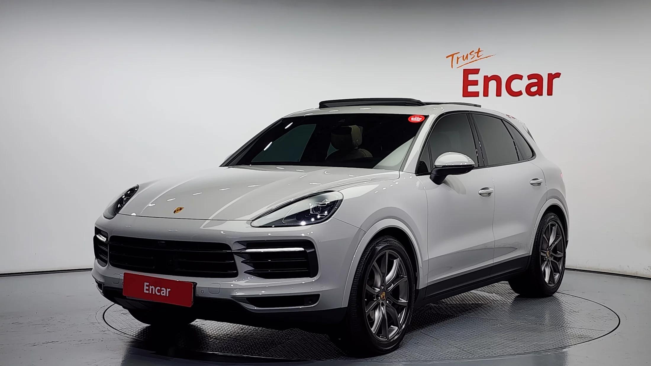 Porsche CAYENNE 3.0, 2023 г. 27619 км.