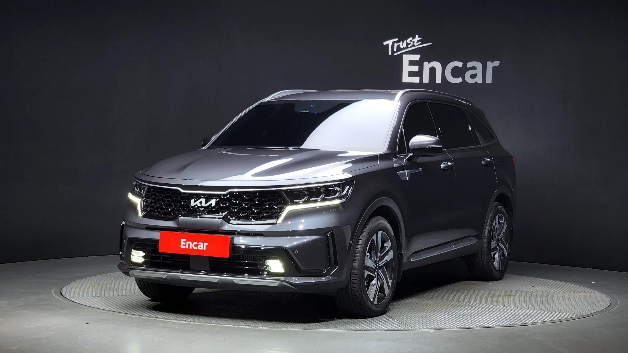 Kia Sorento HEV 1.6 2WD Signature, гибрид, 2023 г. 6383 км.