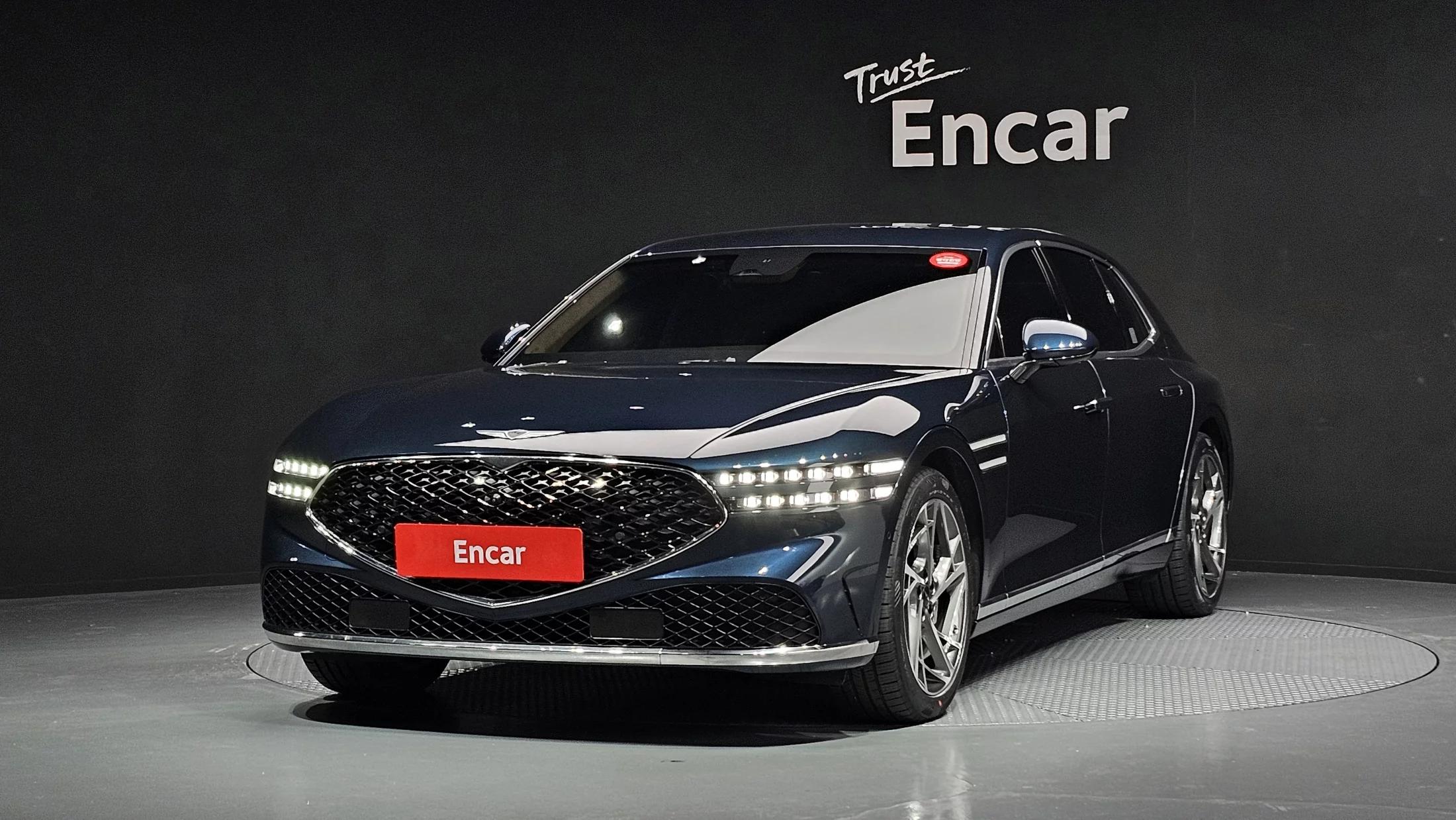 Genesis G90 Gasoline 3.5 Turbo AWD, 2022 г. 81245 км.