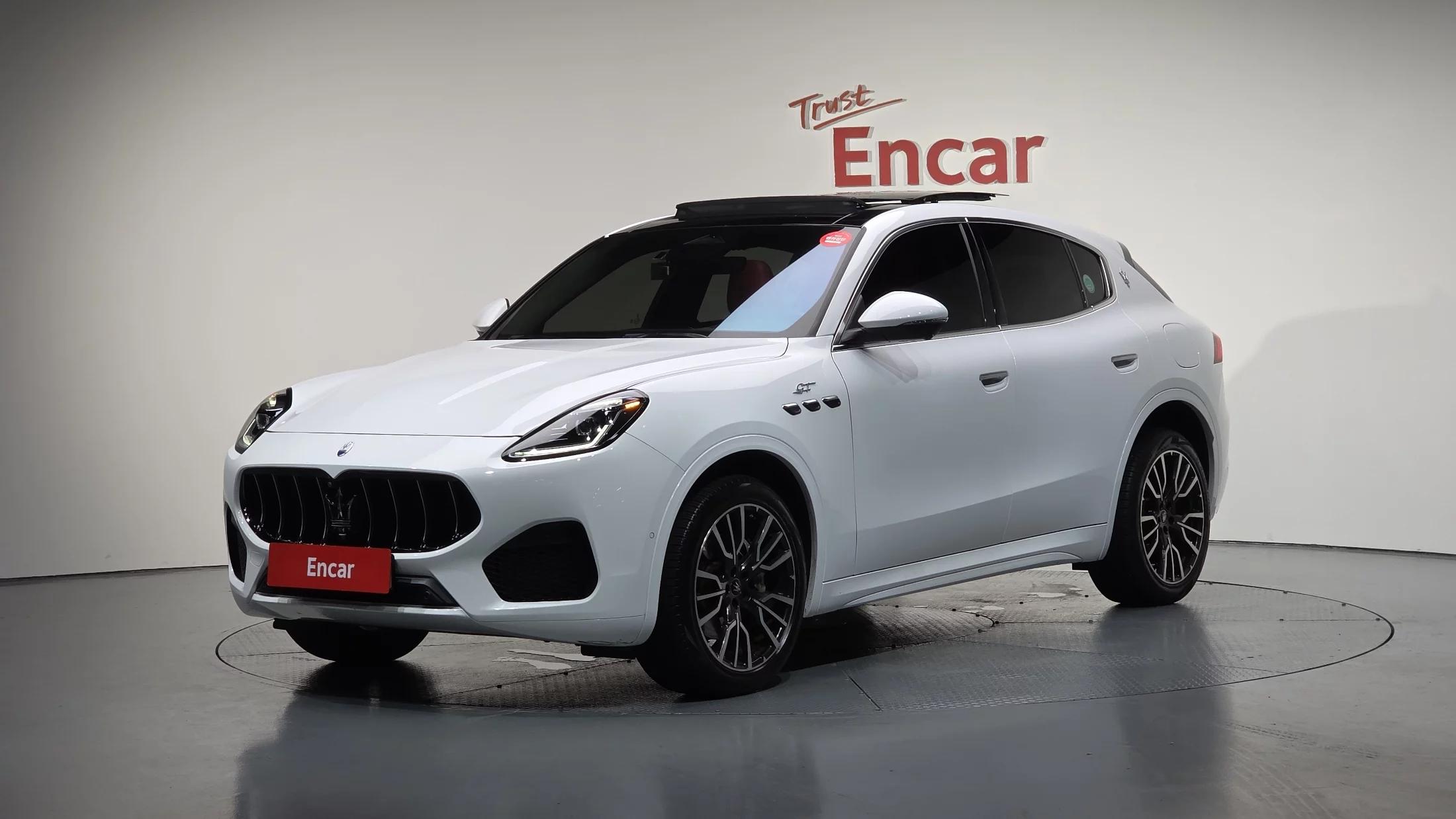 Maserati GRECALE 2.0 AWD GT, 2023 г. 17683 км.