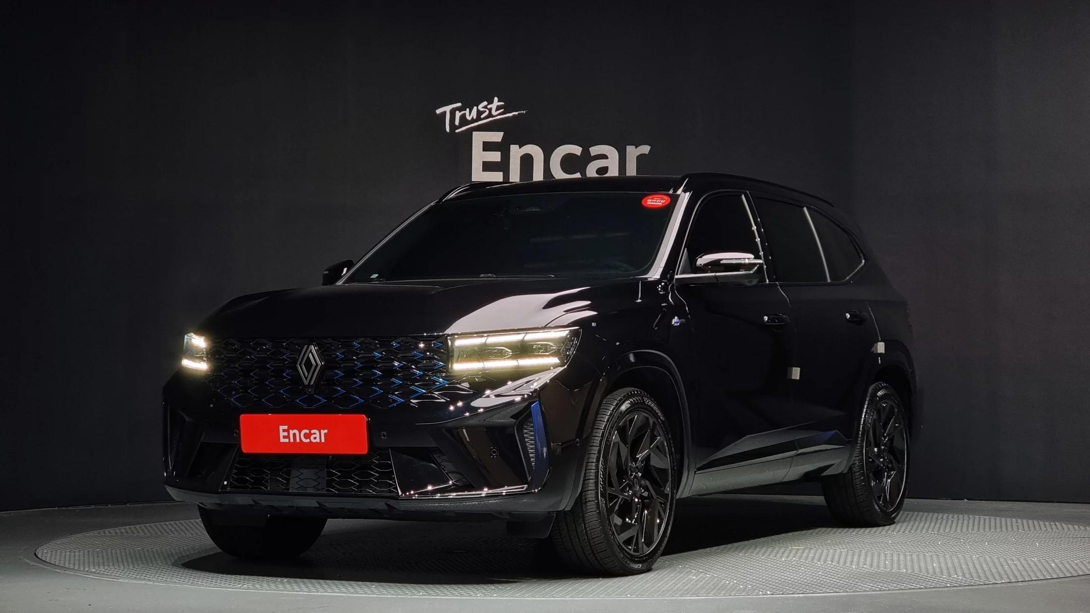 Renault Grand Koleos 1.5 E-TECH Esprit Alphine 2WD, гибрид, 2025 г. 5970 км.