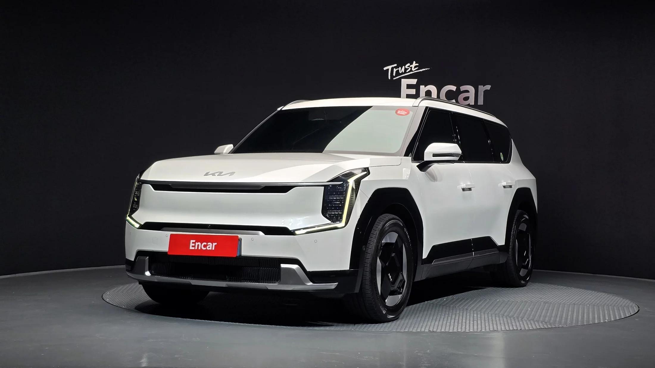 Kia EV9 Long Range Earth, электромобиль, 2023 г. 38634 км.