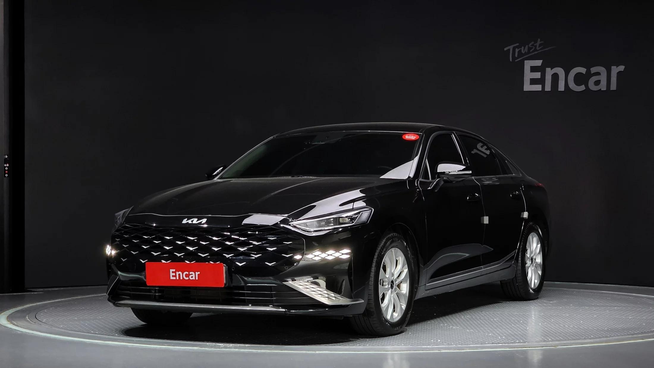 Kia K8 2.5 Gasoline 2WD Noblesse Light, 2022 г. 34302 км.