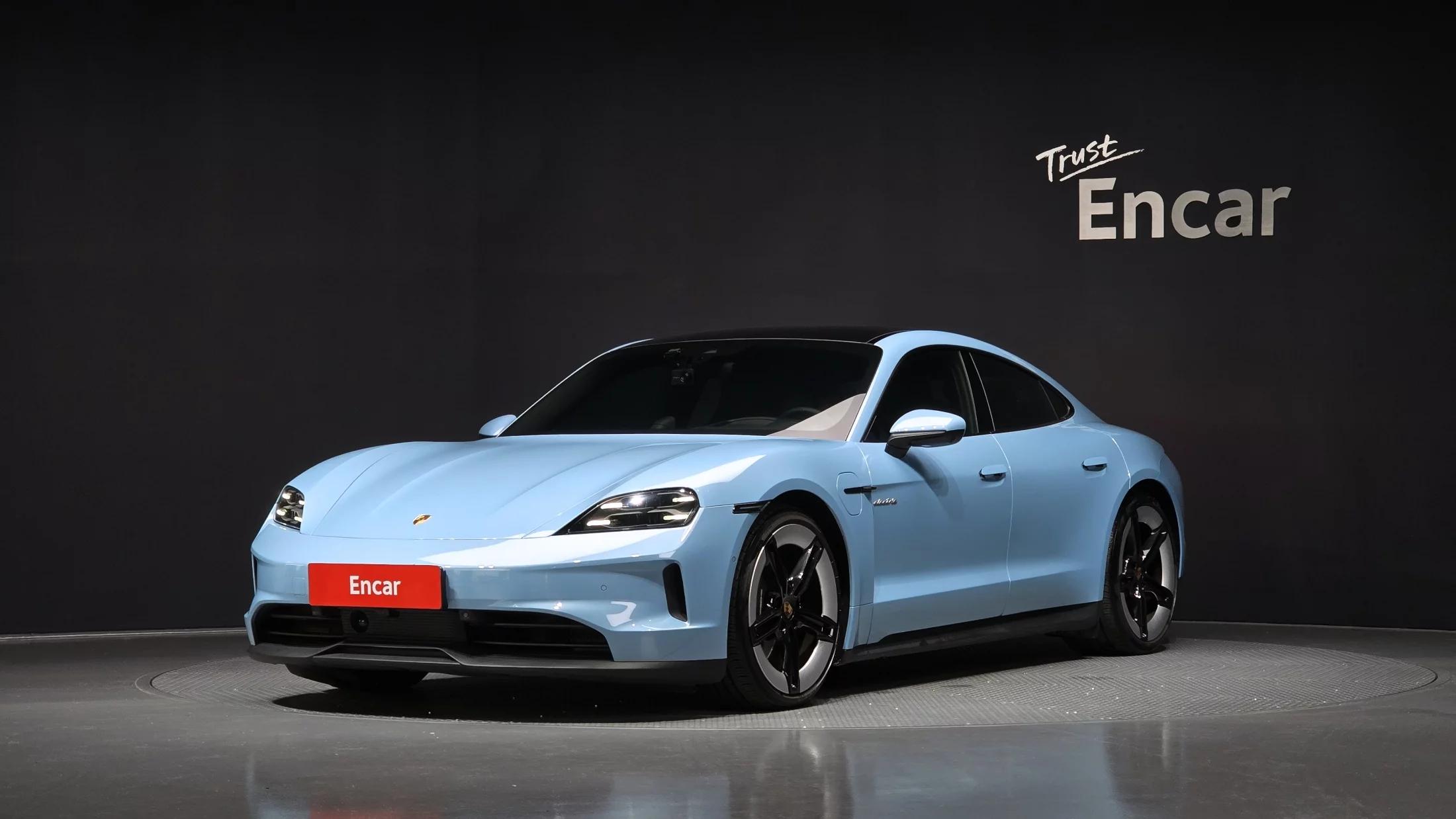 Porsche TAYCAN Base, электромобиль, 2024 г. 14819 км.