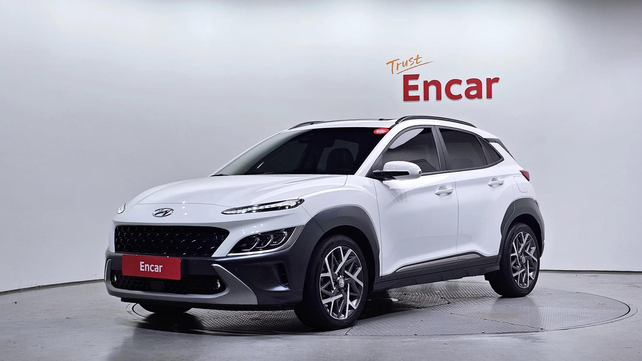 Hyundai Kona Inspiration, гибрид, 2021 г. 116856 км.