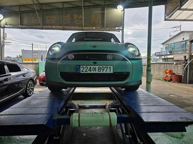 MINI Cooper Favoured 4th, 2024 г. 9275 км.