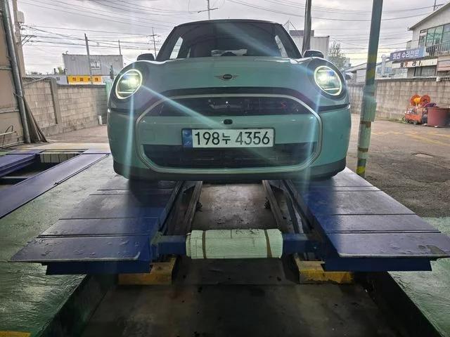 MINI Cooper Favoured 4th, 2024 г. 8152 км.