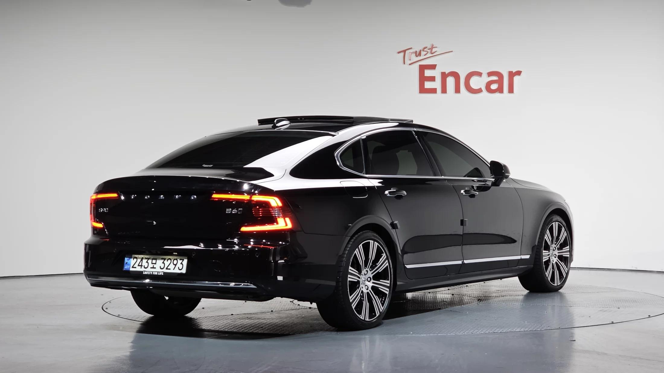 Volvo S90 B6 AWD Ultimate Bright, 2023 г. 48057 км.