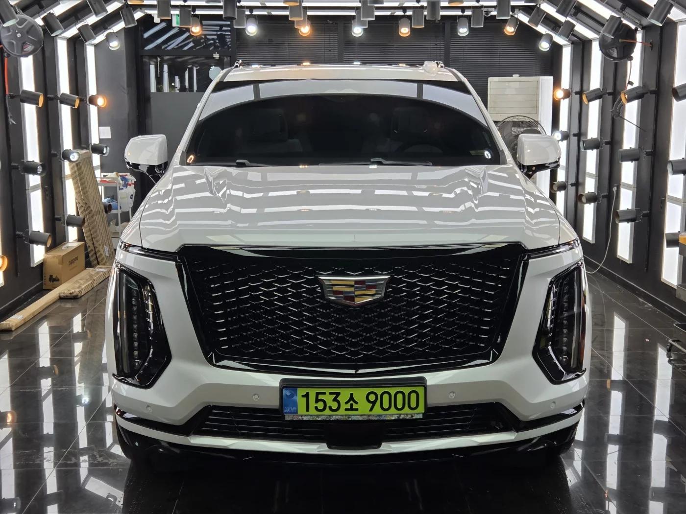 Cadillac Escalade 6.2 ESV ESV Sports Platinum, 2025 г. 1601 км.
