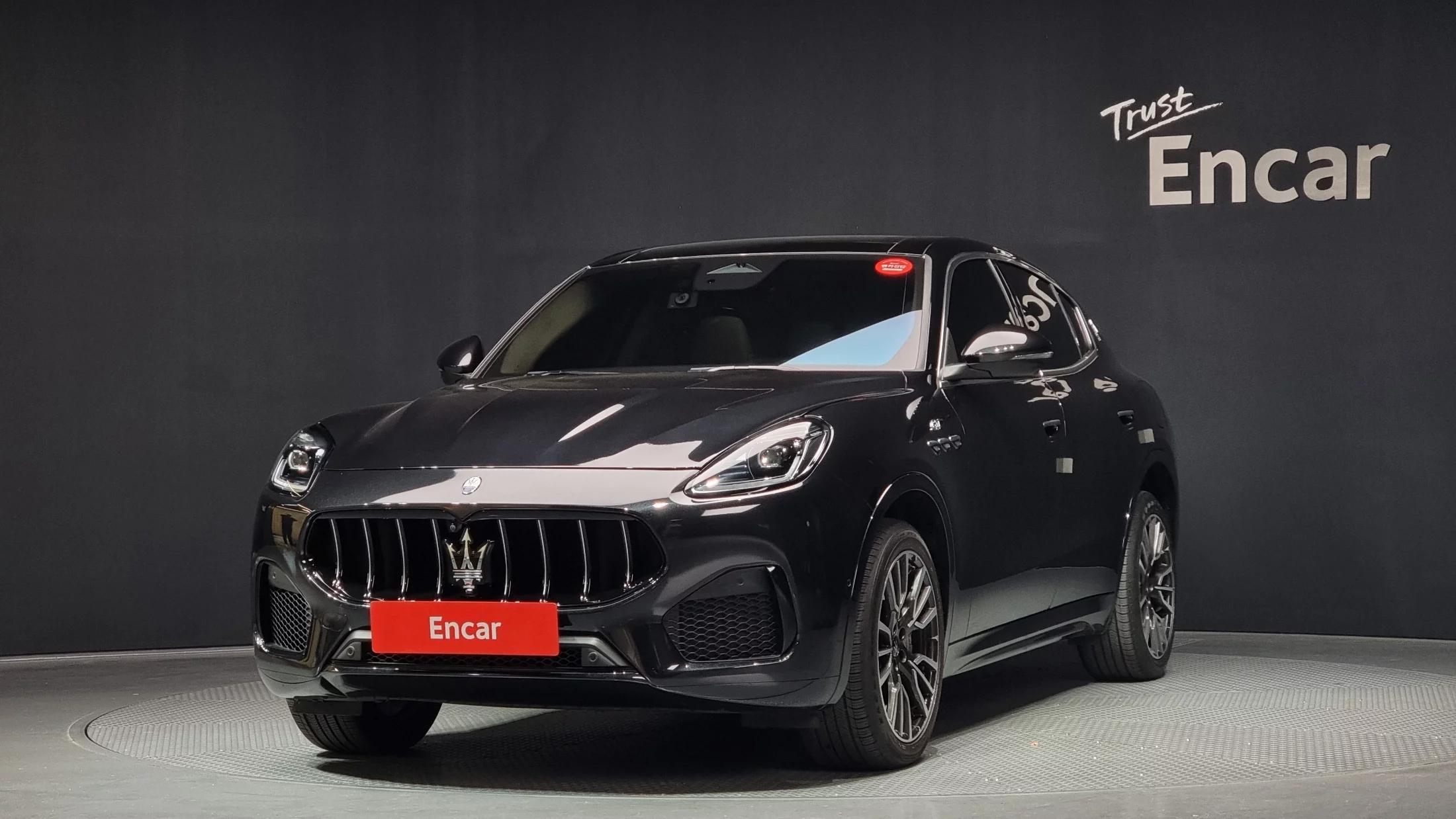 Maserati GRECALE 2.0 AWD GT, 2023 г. 16601 км.