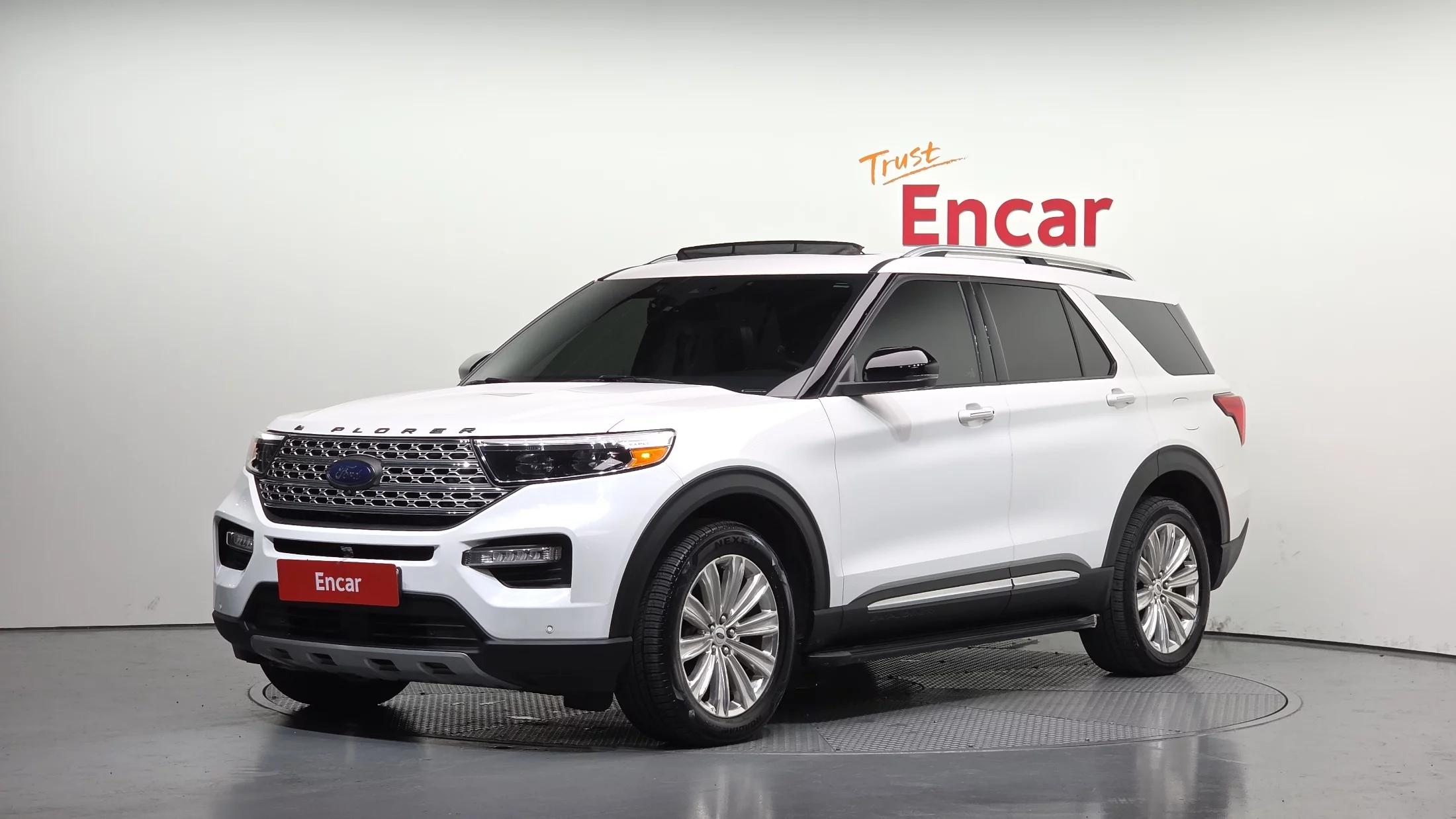 Ford EXPLORER 3.3 Hybrid, гибрид, 2022 г. 160672 км.