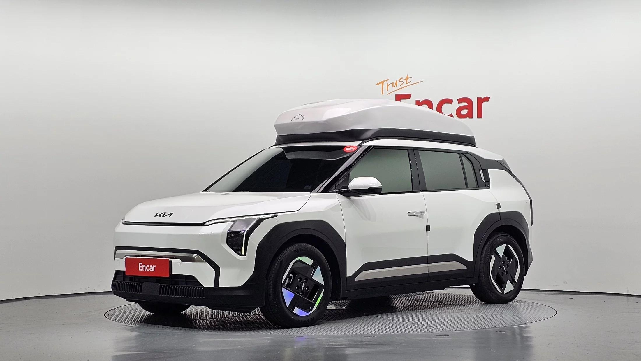 Kia EV3 Long Range 2WD Earth, электромобиль, 2024 г. 31870 км.