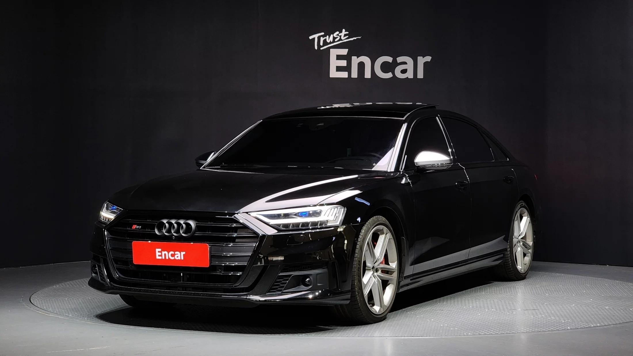 Audi S8 4.0 TFSI Quattro LWB, 2021 г. 32692 км.