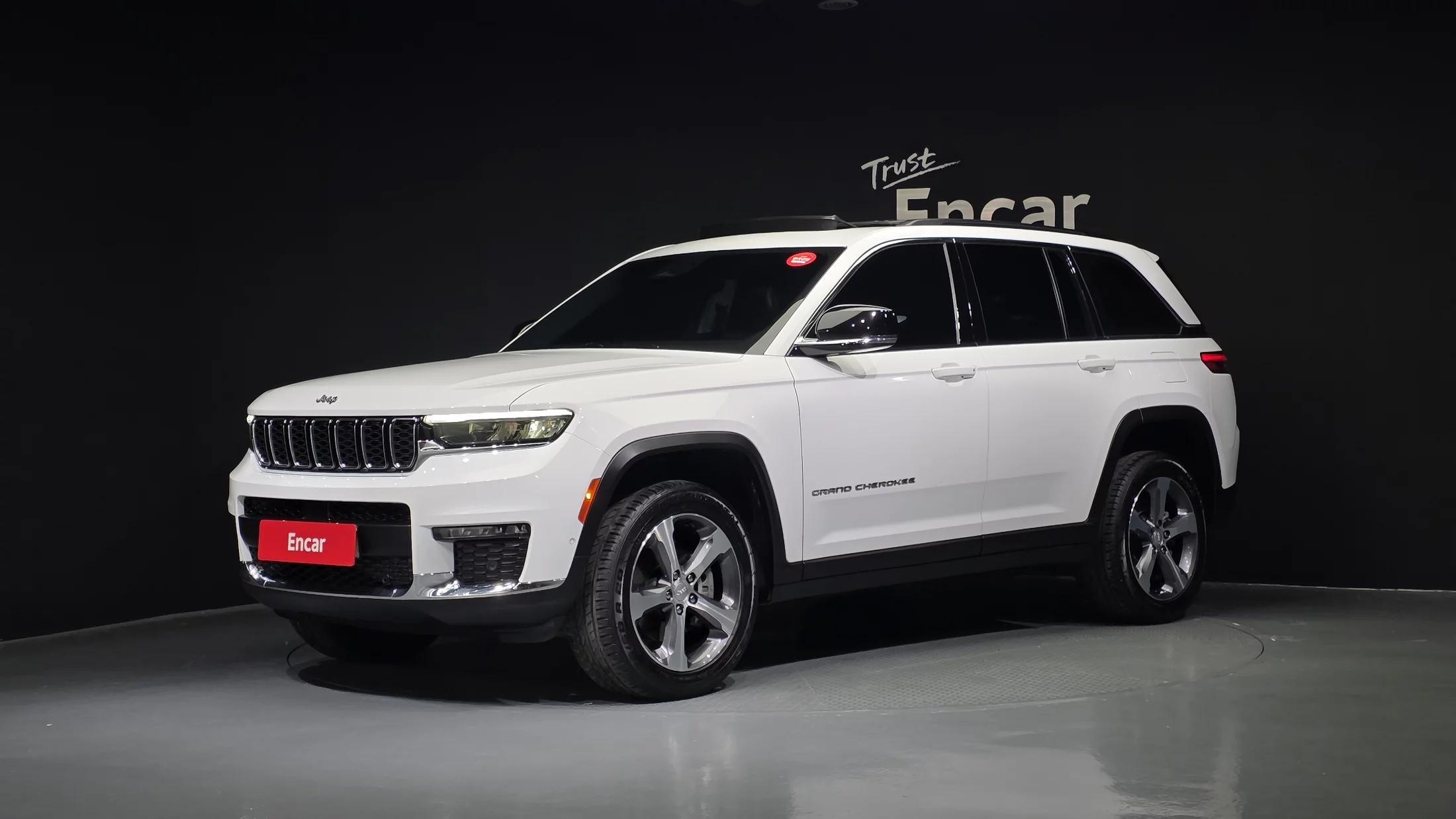 Jeep Grand Cherokee 3.6 Limited WK2, 2023 г. 82748 км.