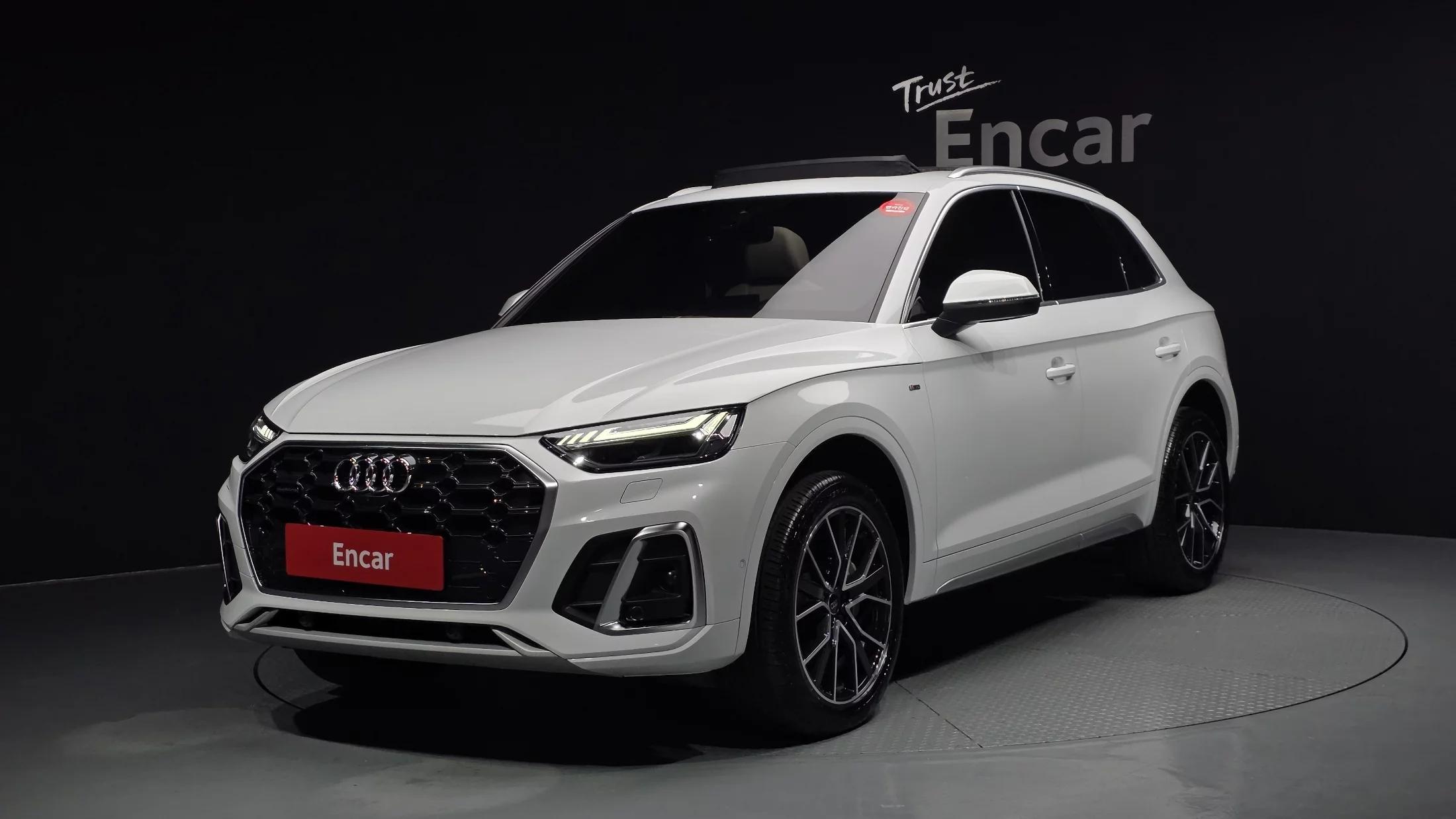 Audi Q5 45 TFSI Quattro Premium, 2024 г. 7406 км.