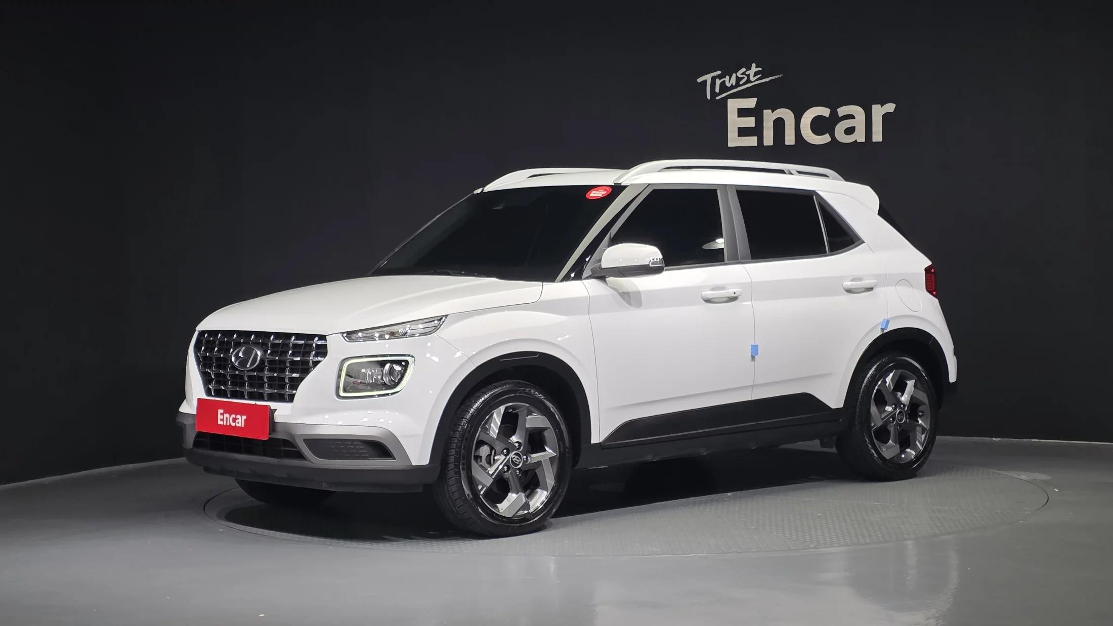 Hyundai Venue 1.6 Modern Plus, 2021 г. 55843 км.