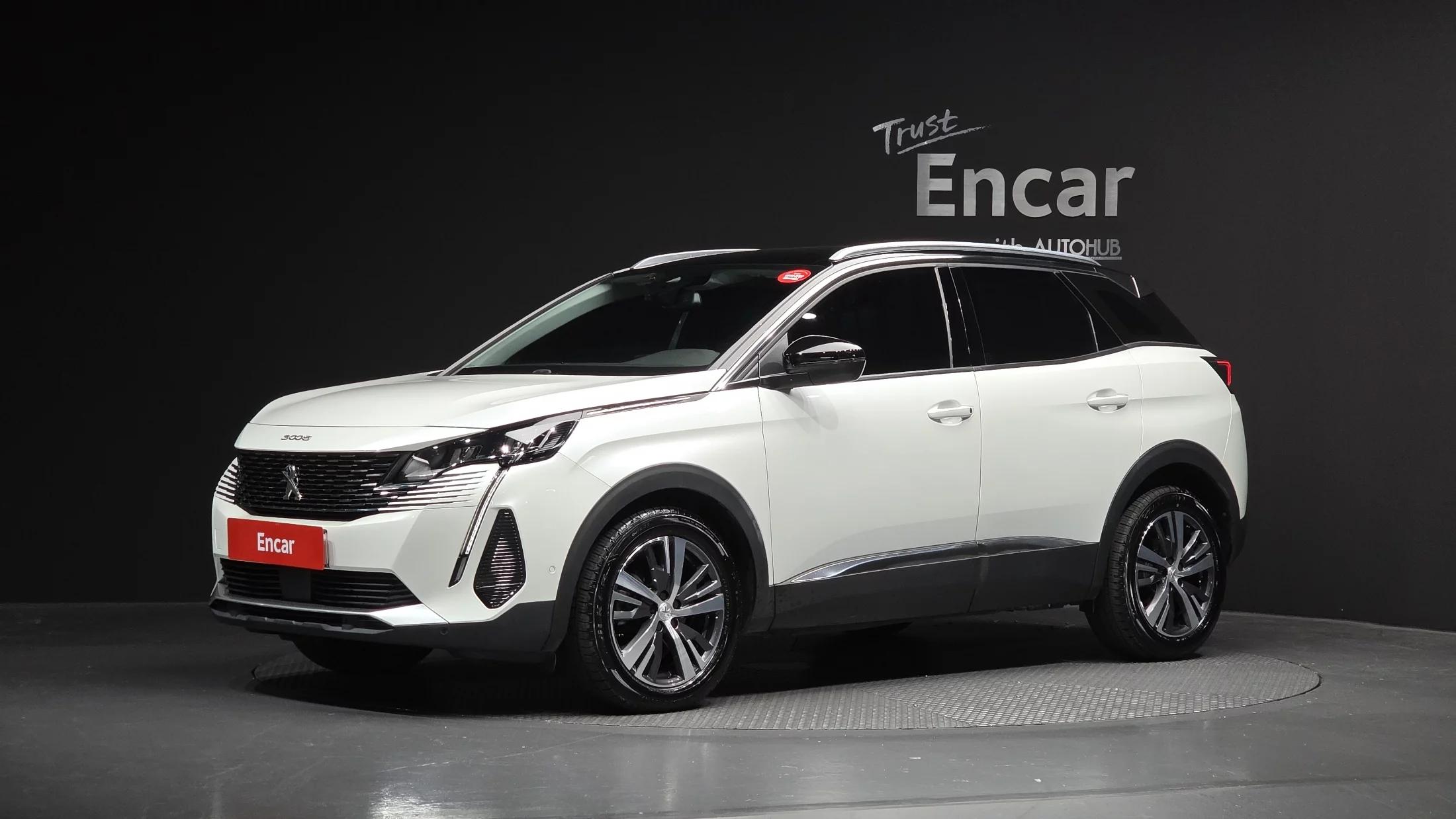 Peugeot 3008 1.2 Pure Tech Allure, 2022 г. 45830 км.