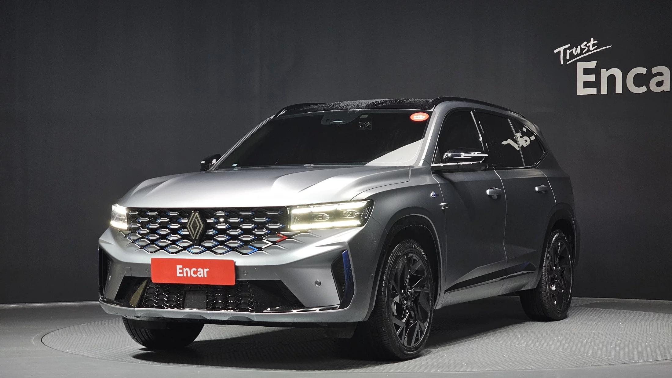 Renault Grand Koleos 2.0 Esprit Alpine 4WD, 2025 г. 5097 км.