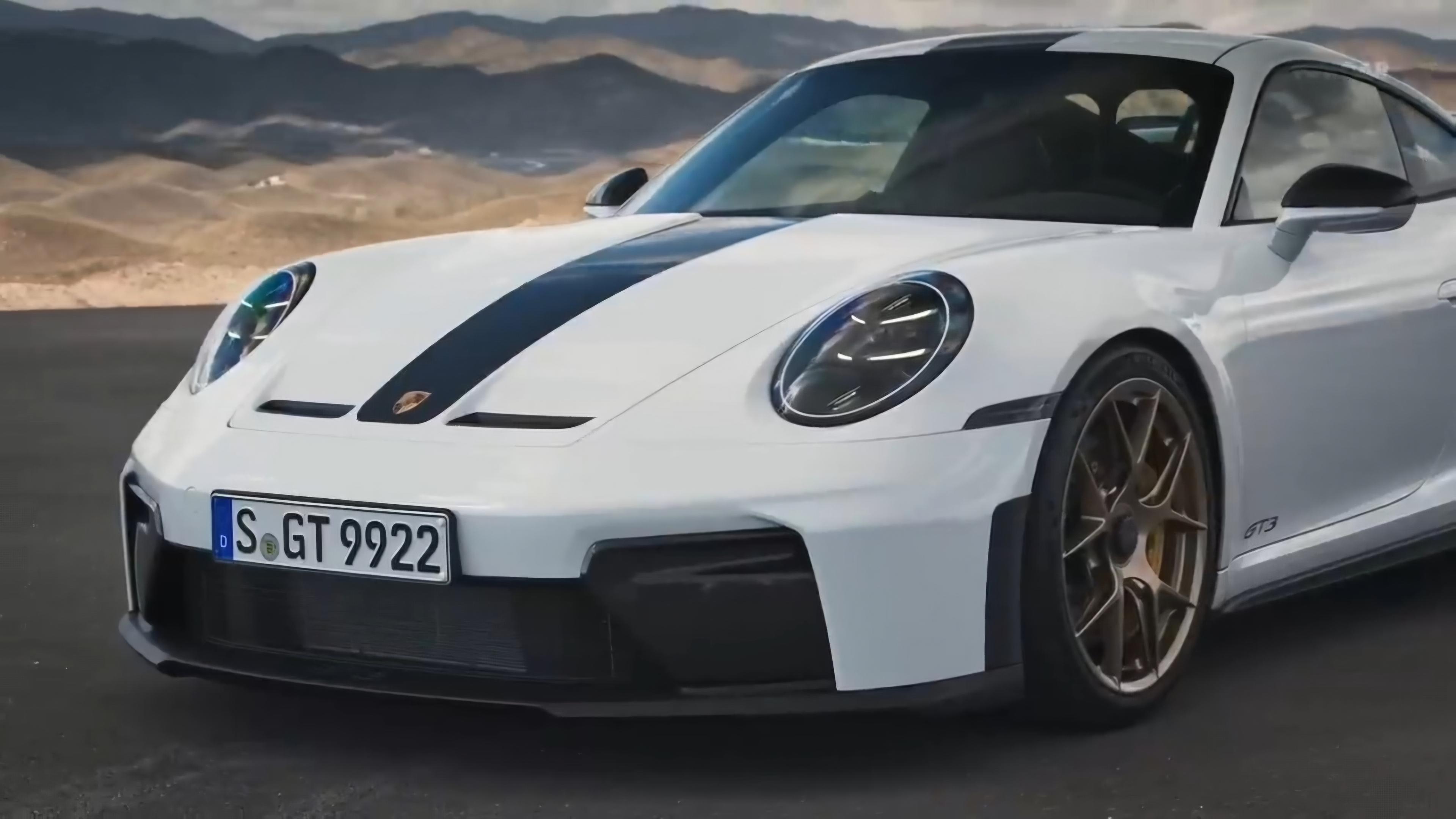 Новый Porsche 911 GT3 2025: Традиции скорости и вызовы будущего