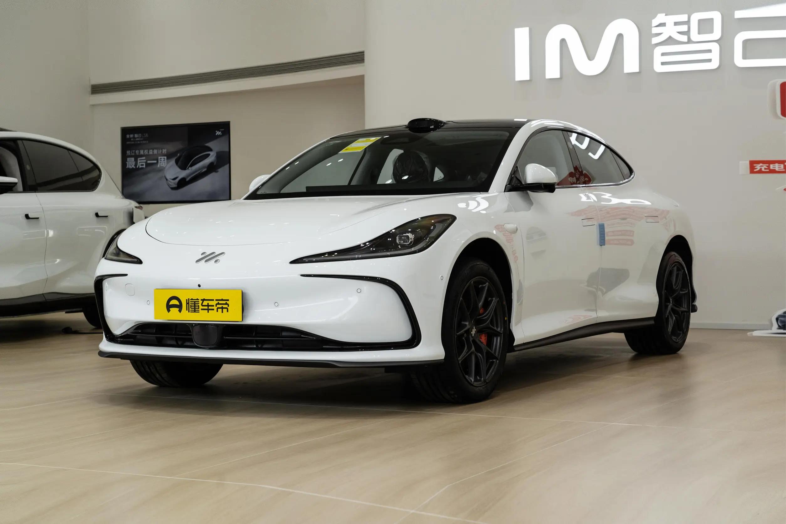 Новый электроседан IM Motors (Zhiji) L6 дебютирует 18 апреля: в базе — 800-вольтовая архитектура, лидар и полноуправляемое шасси