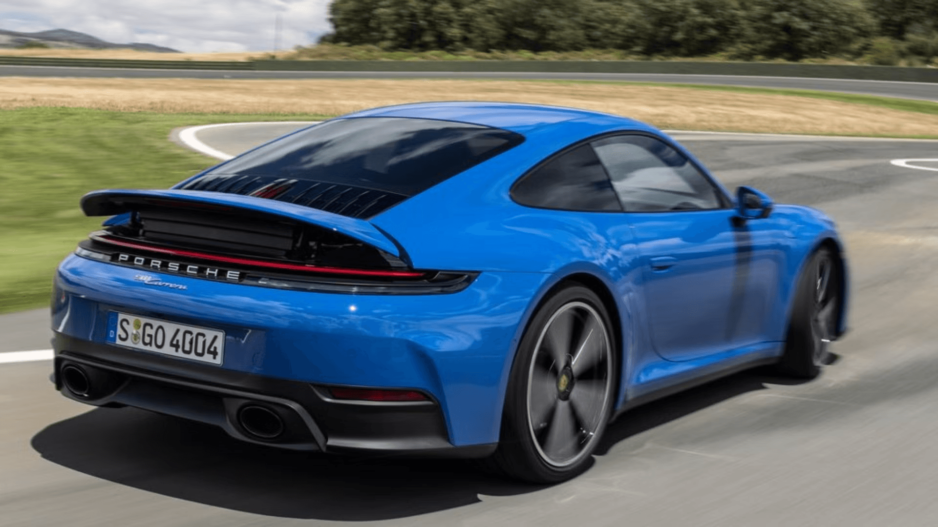 Porsche повышает цены на фоне экономических трудностей и тарифного давления