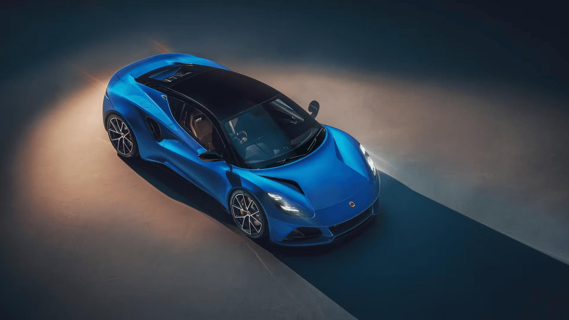 Lotus готовит Emira с V8 от AMG — электромобили подождут