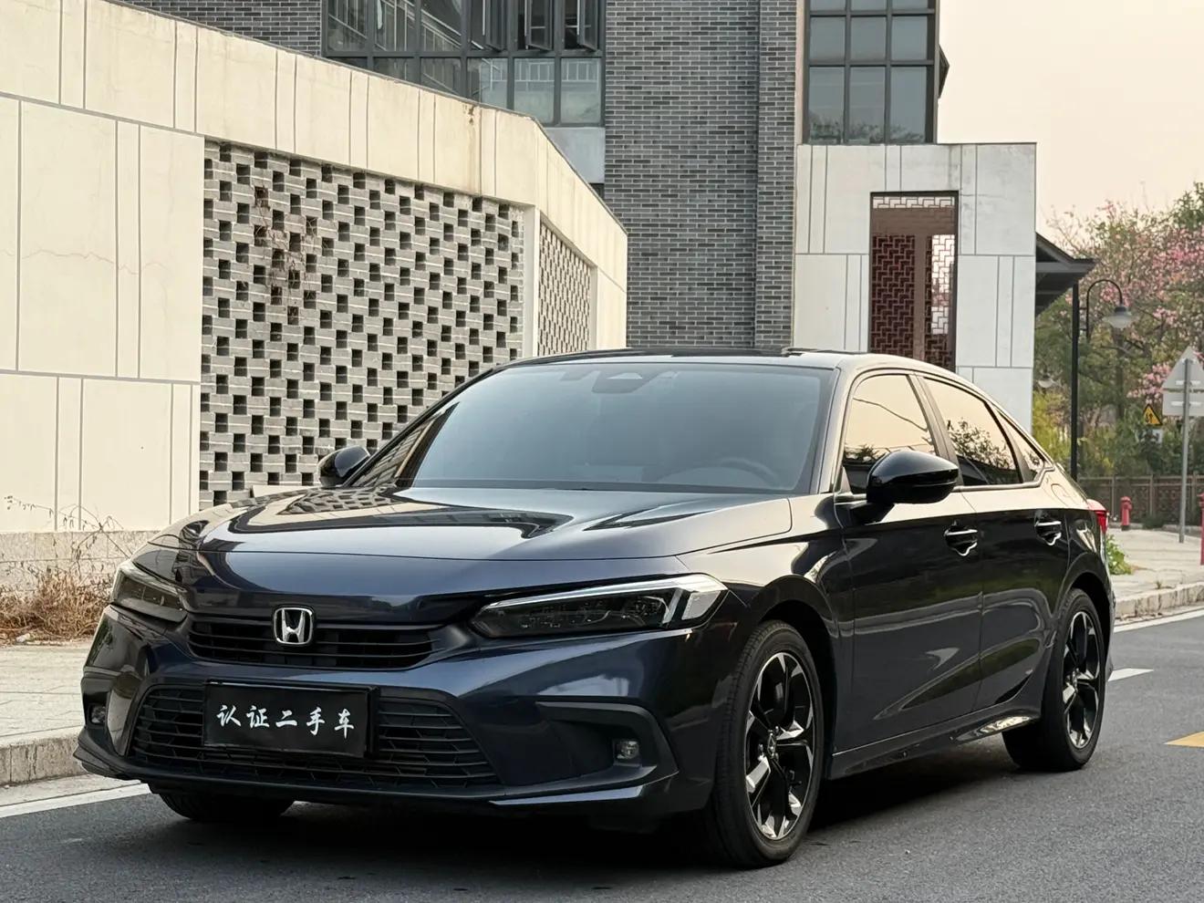 Honda Civic 2024 г. 20106 км.